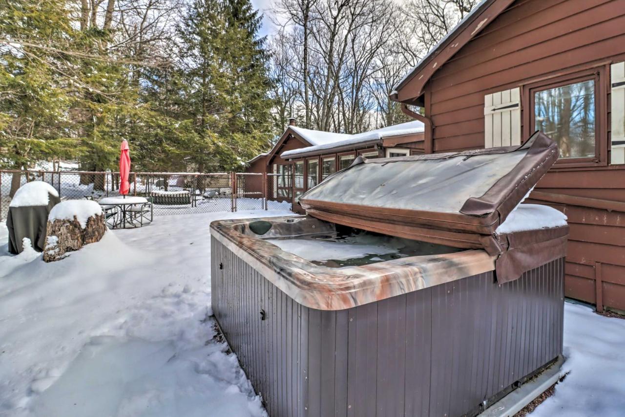 Rustic Lake Harmony Home With Fire Pit And Hot Tub! 外观 照片