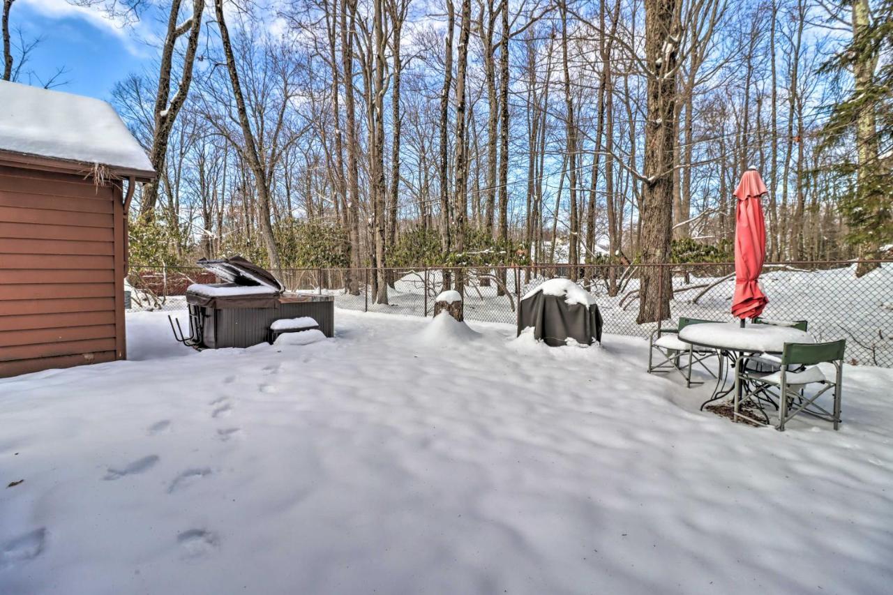 Rustic Lake Harmony Home With Fire Pit And Hot Tub! 外观 照片