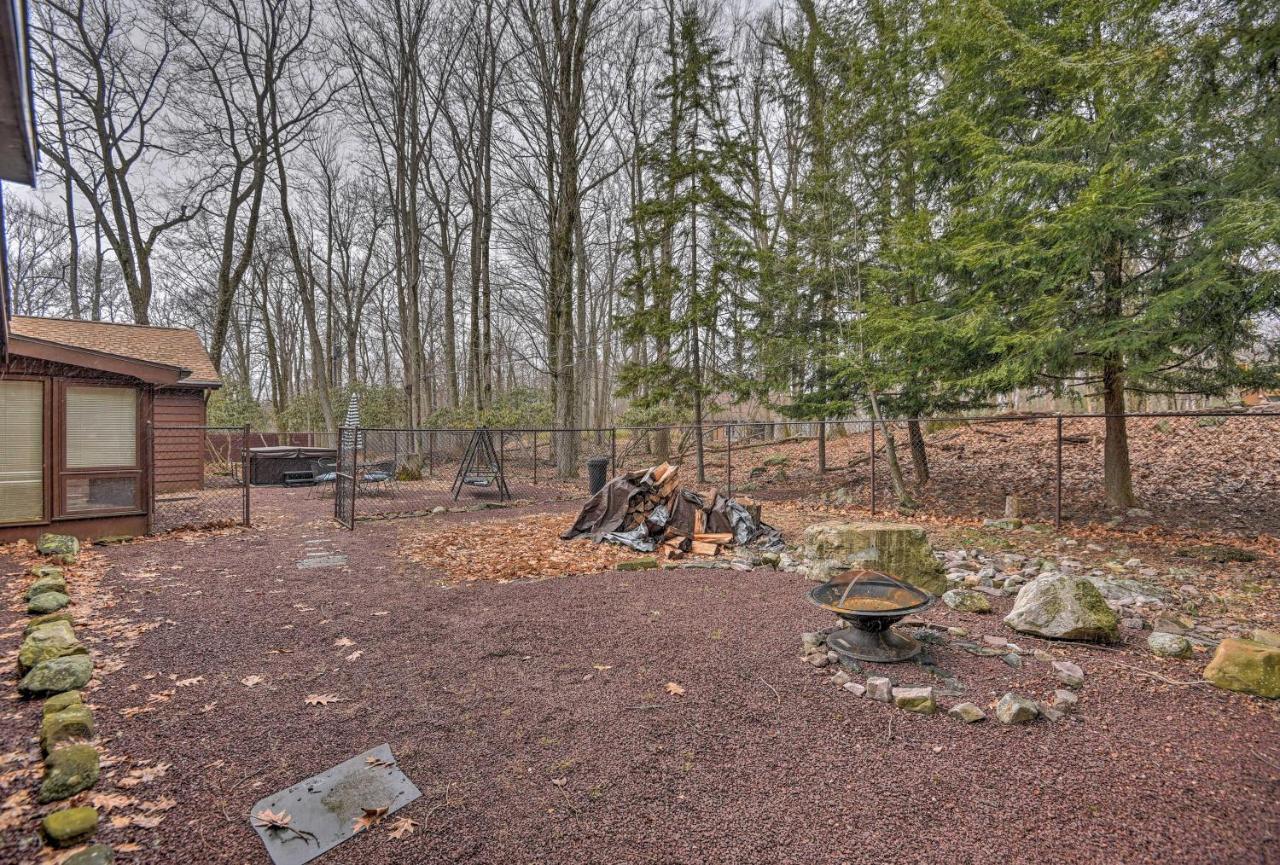 Rustic Lake Harmony Home With Fire Pit And Hot Tub! 外观 照片