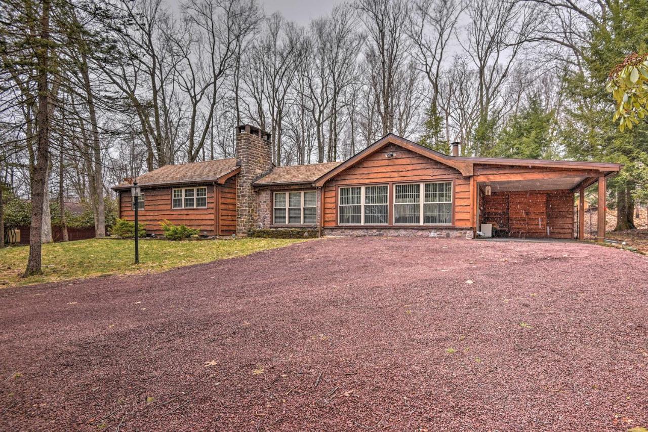 Rustic Lake Harmony Home With Fire Pit And Hot Tub! 外观 照片